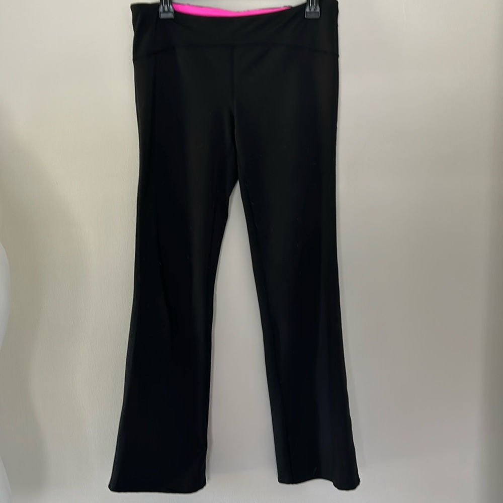 Lilly Pulitzer Luxletic weekend pants. Size large.